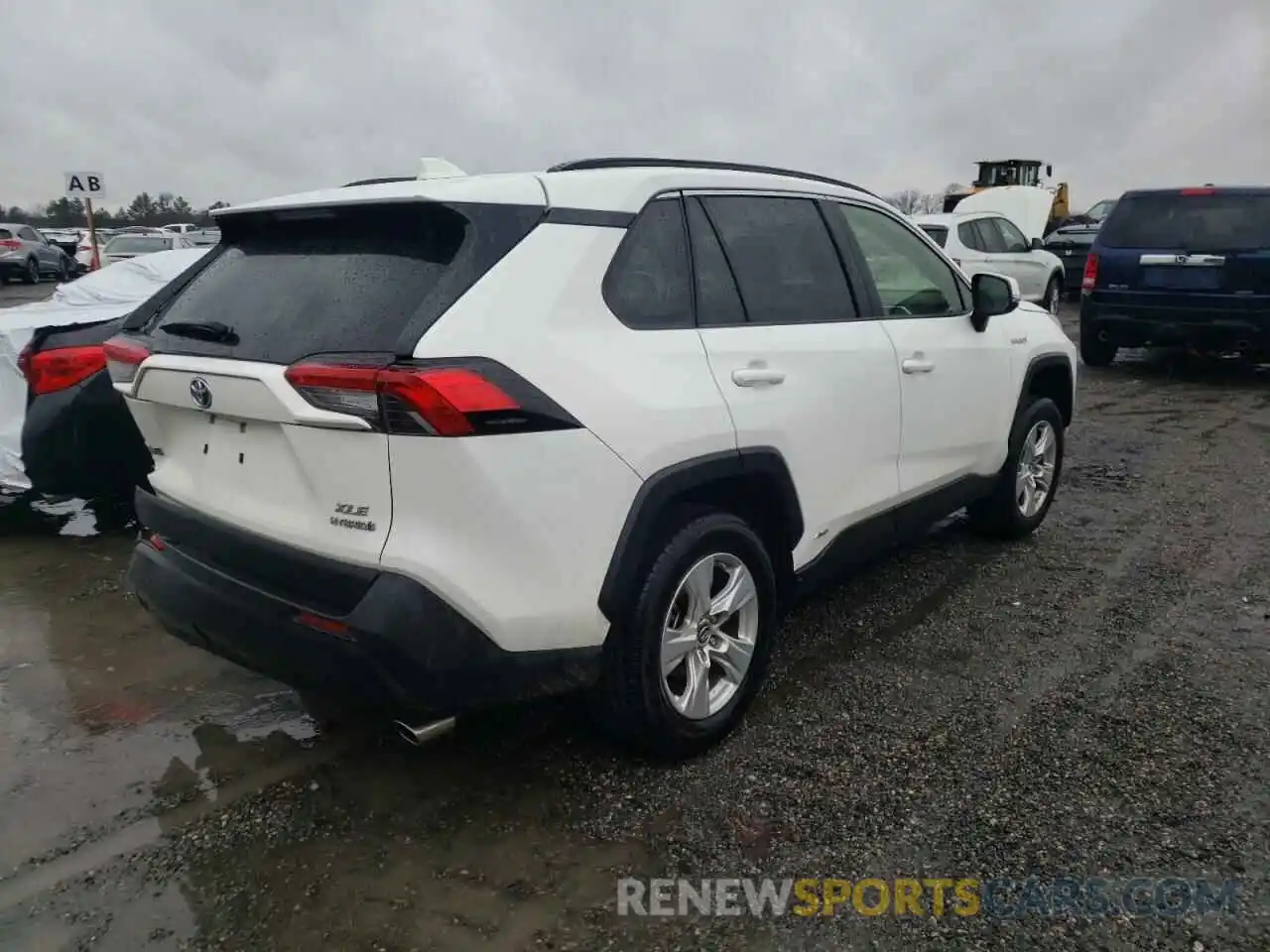 4 Фотография поврежденного автомобиля JTMRWRFV9KD012351 TOYOTA RAV4 2019