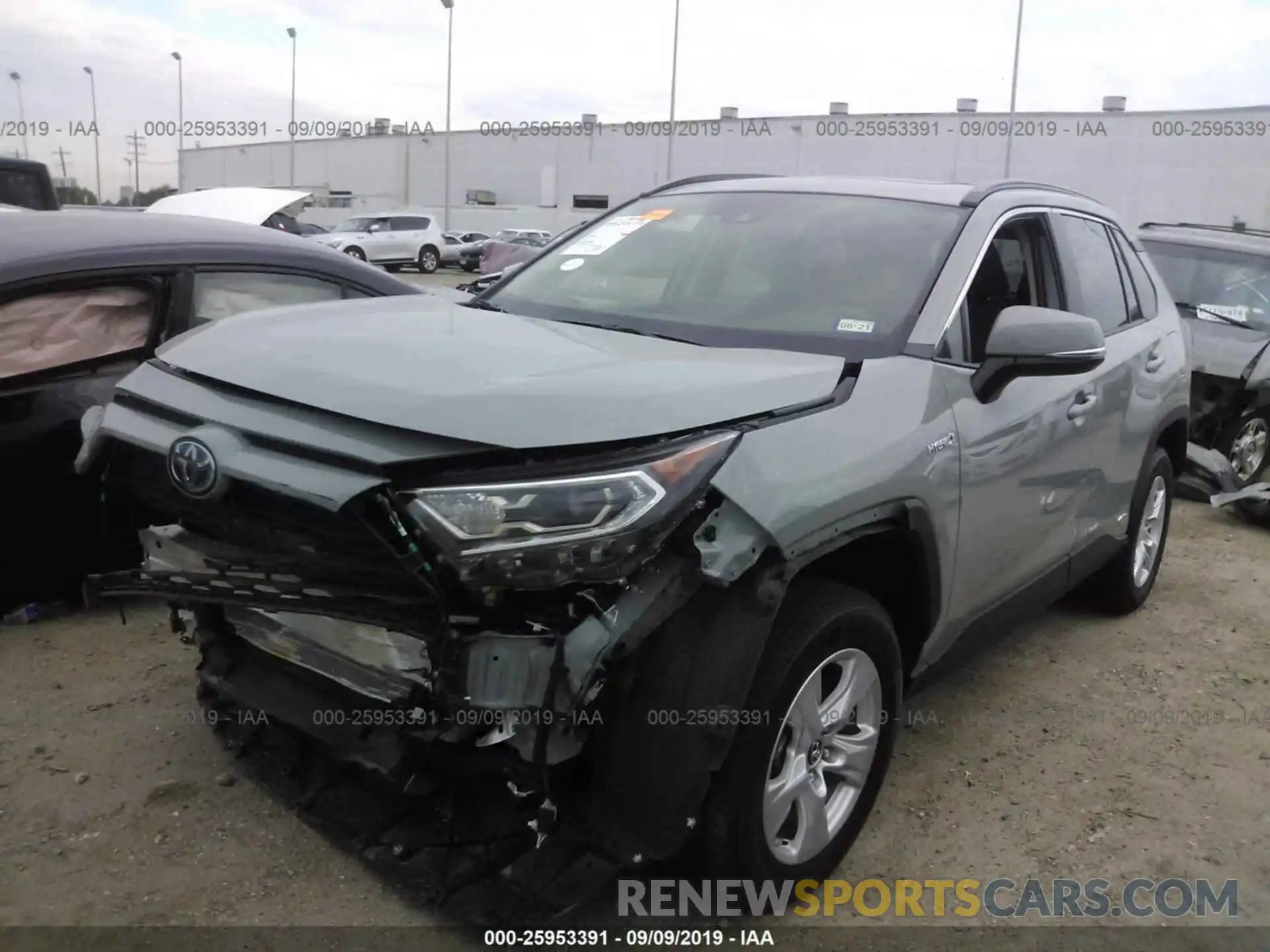 2 Photograph of a damaged car JTMRWRFV9KD020725 TOYOTA RAV4 2019