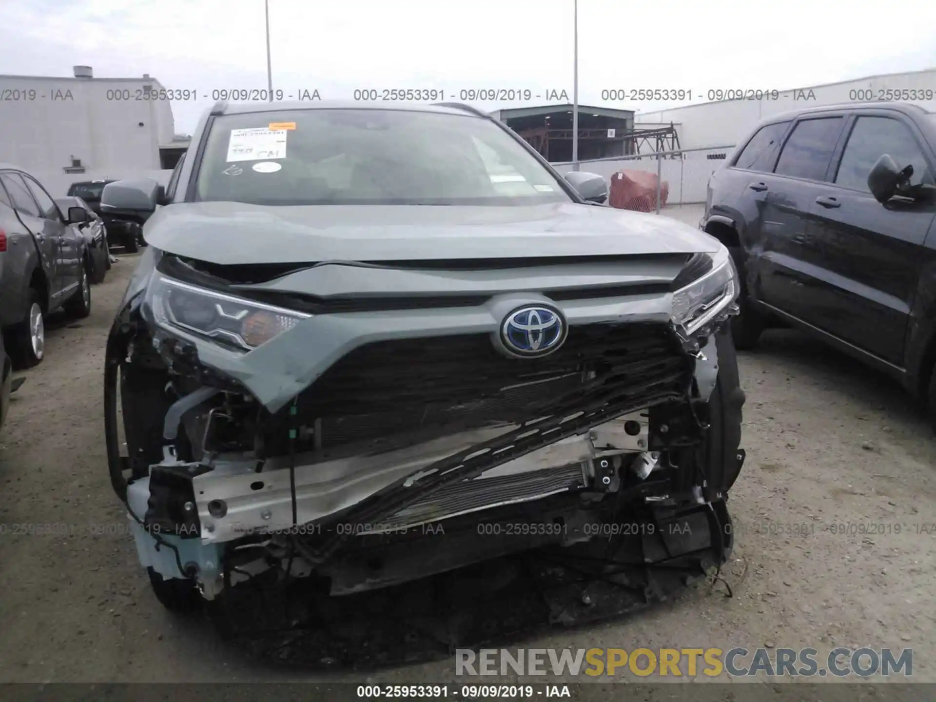 6 Photograph of a damaged car JTMRWRFV9KD020725 TOYOTA RAV4 2019