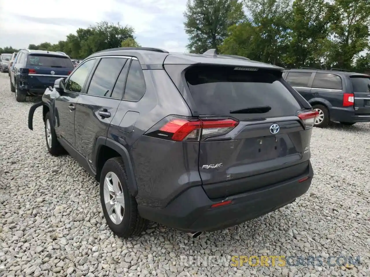 3 Фотография поврежденного автомобиля JTMRWRFV9KD501168 TOYOTA RAV4 2019