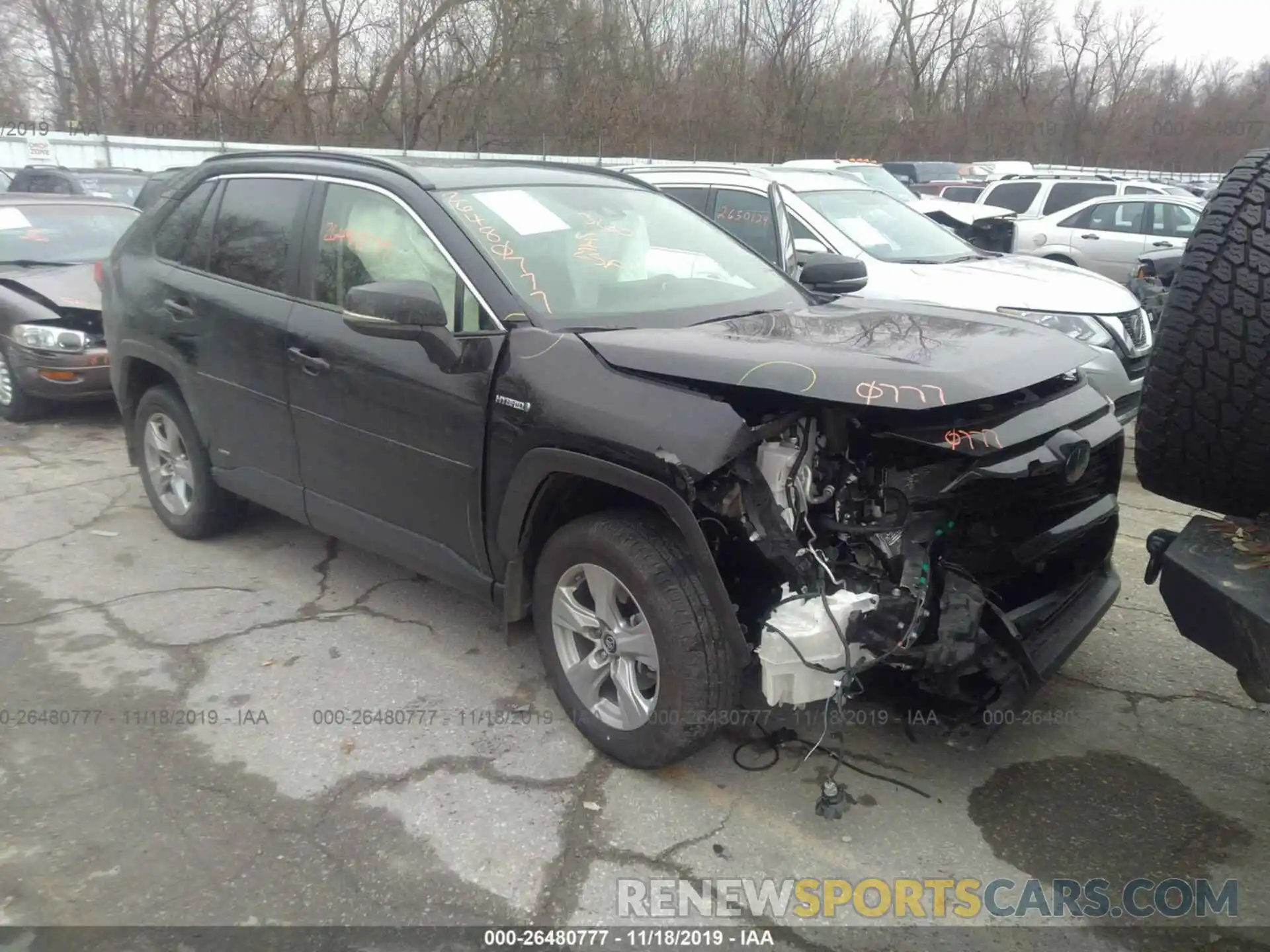 1 Photograph of a damaged car JTMRWRFV9KD504166 TOYOTA RAV4 2019