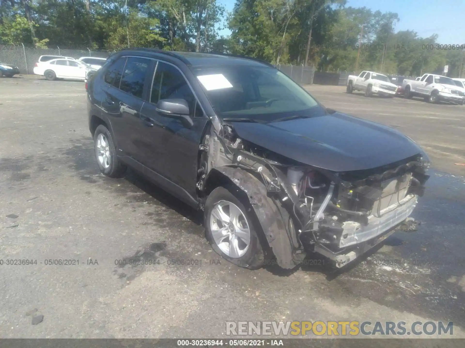 1 Photograph of a damaged car JTMRWRFV9KD505625 TOYOTA RAV4 2019