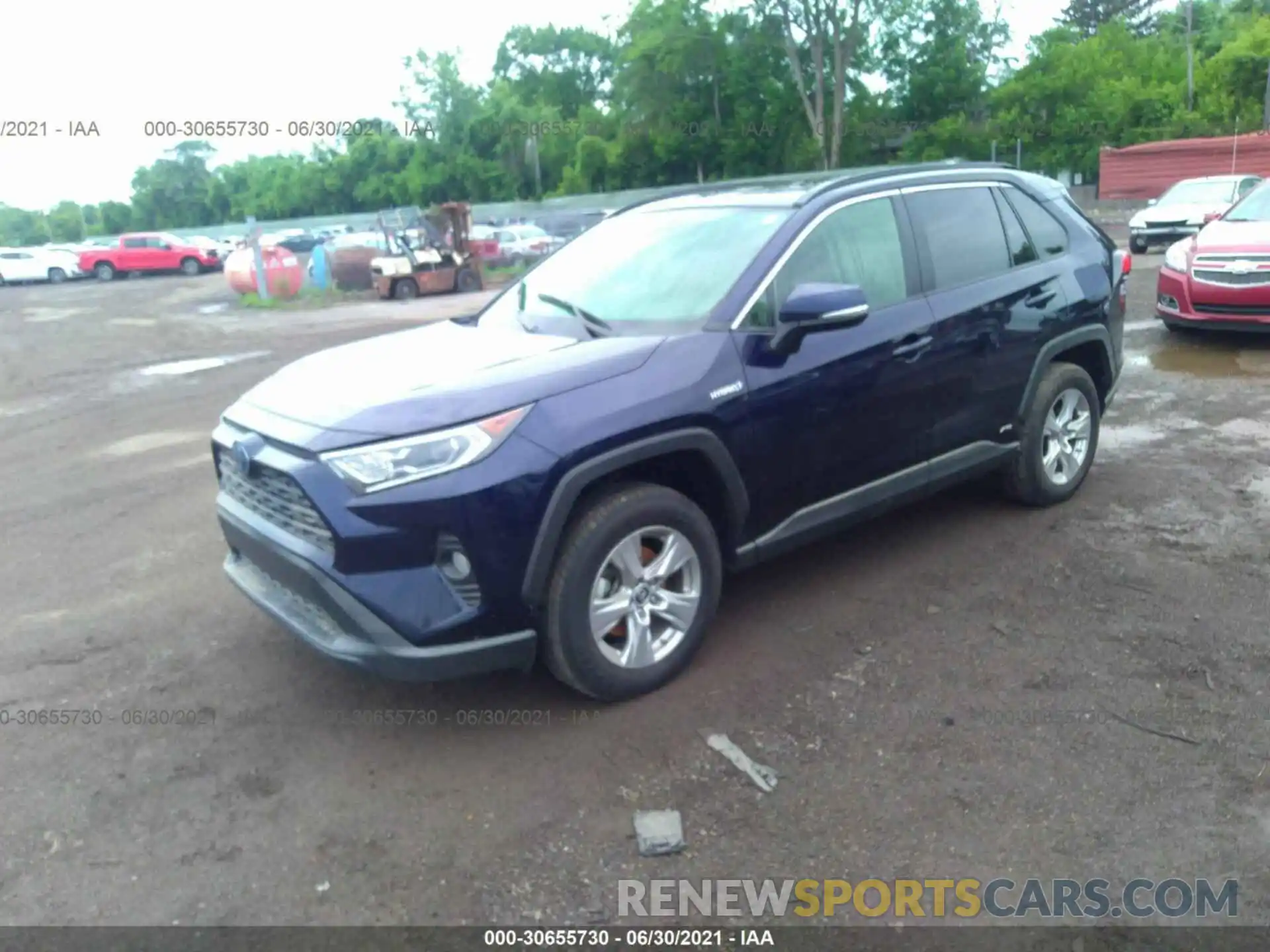 2 Photograph of a damaged car JTMRWRFV9KJ019737 TOYOTA RAV4 2019