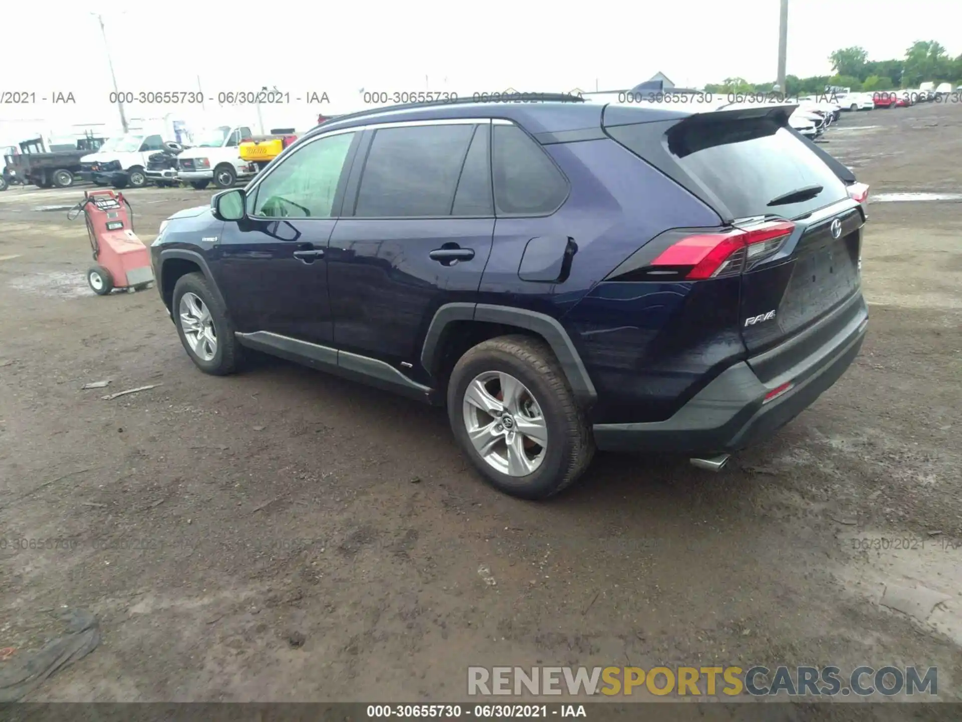 3 Photograph of a damaged car JTMRWRFV9KJ019737 TOYOTA RAV4 2019