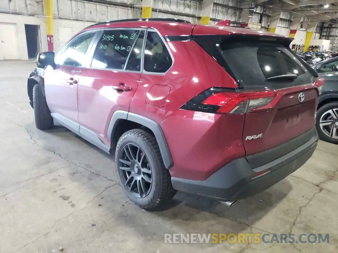 3 Photograph of a damaged car JTMRWRFVXKD005392 TOYOTA RAV4 2019