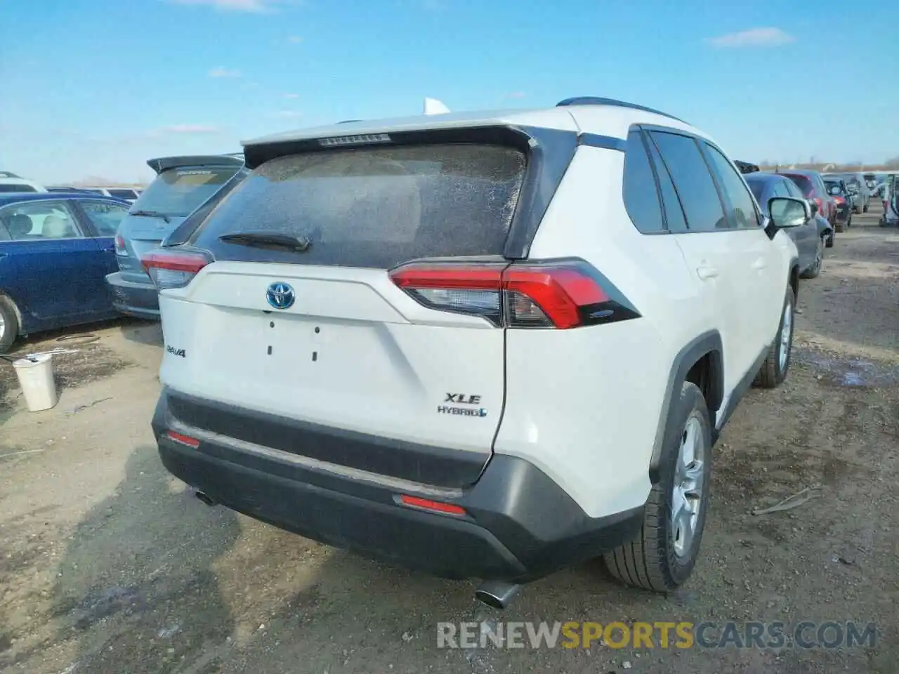 4 Photograph of a damaged car JTMRWRFVXKD025237 TOYOTA RAV4 2019