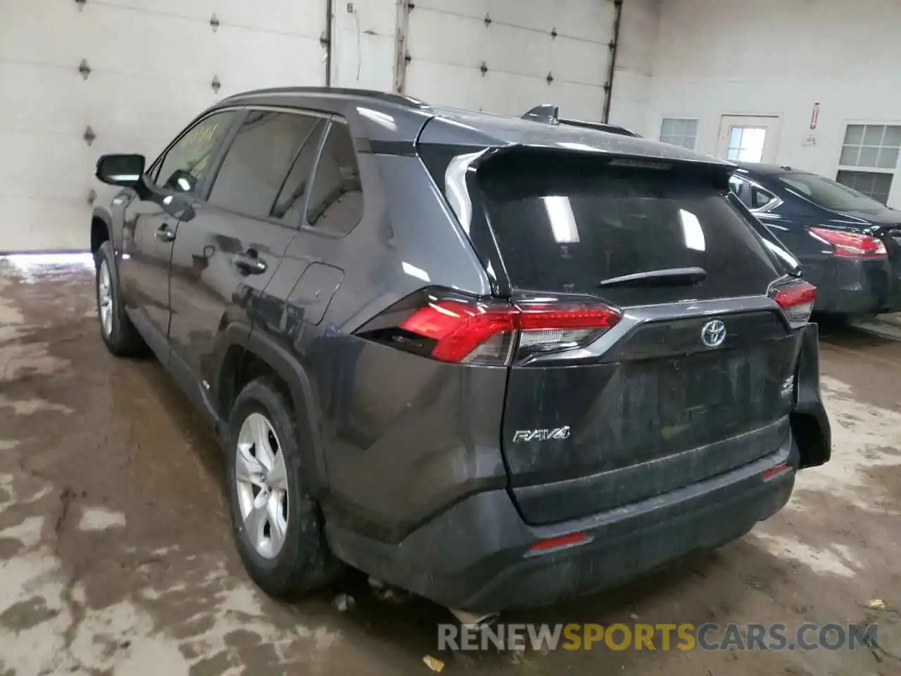 3 Photograph of a damaged car JTMRWRFVXKD027201 TOYOTA RAV4 2019