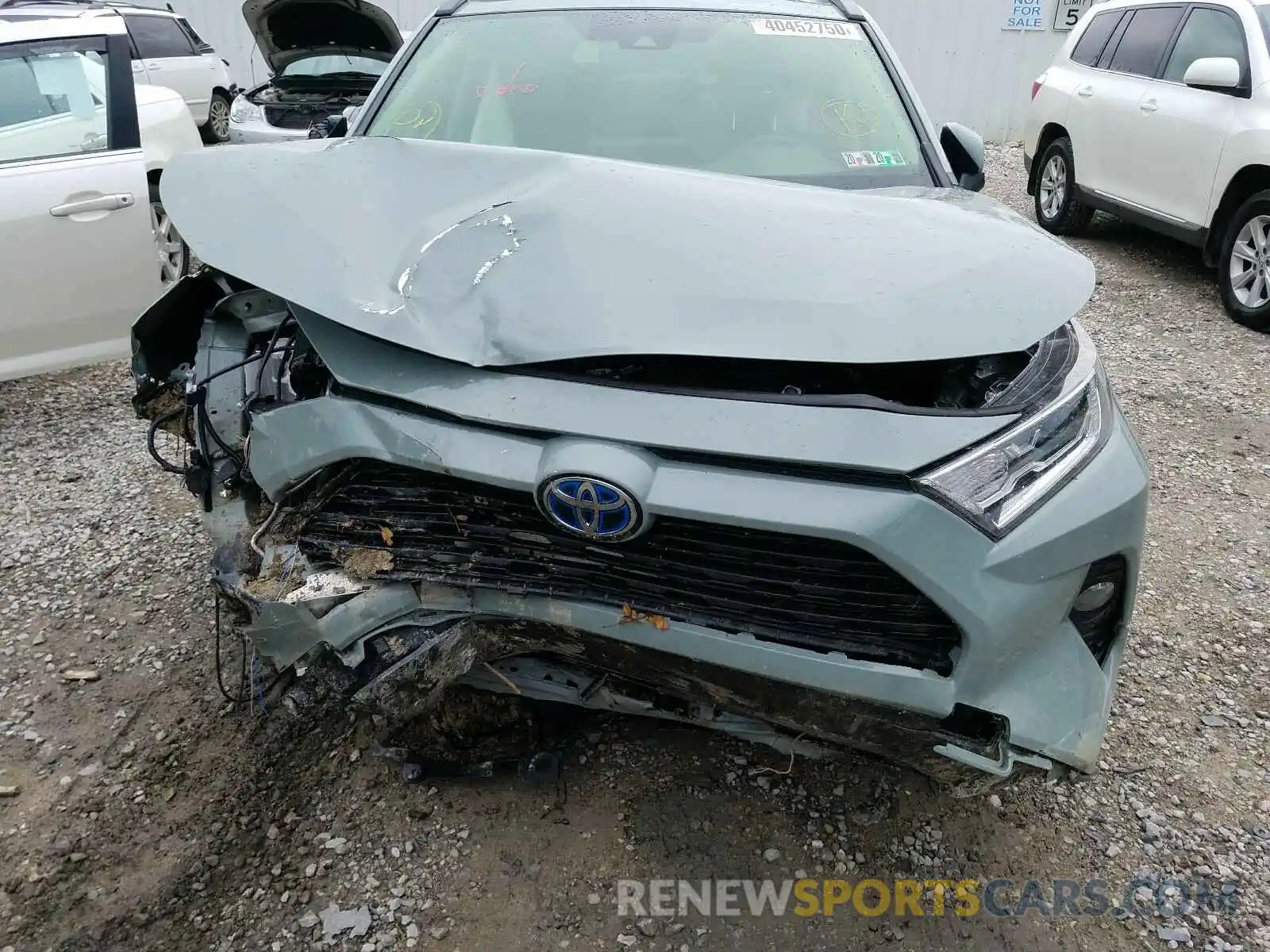 9 Фотография поврежденного автомобиля JTMRWRFVXKD032673 TOYOTA RAV4 2019