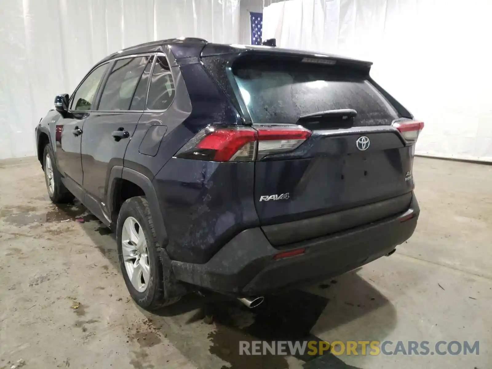 3 Photograph of a damaged car JTMRWRFVXKD035170 TOYOTA RAV4 2019