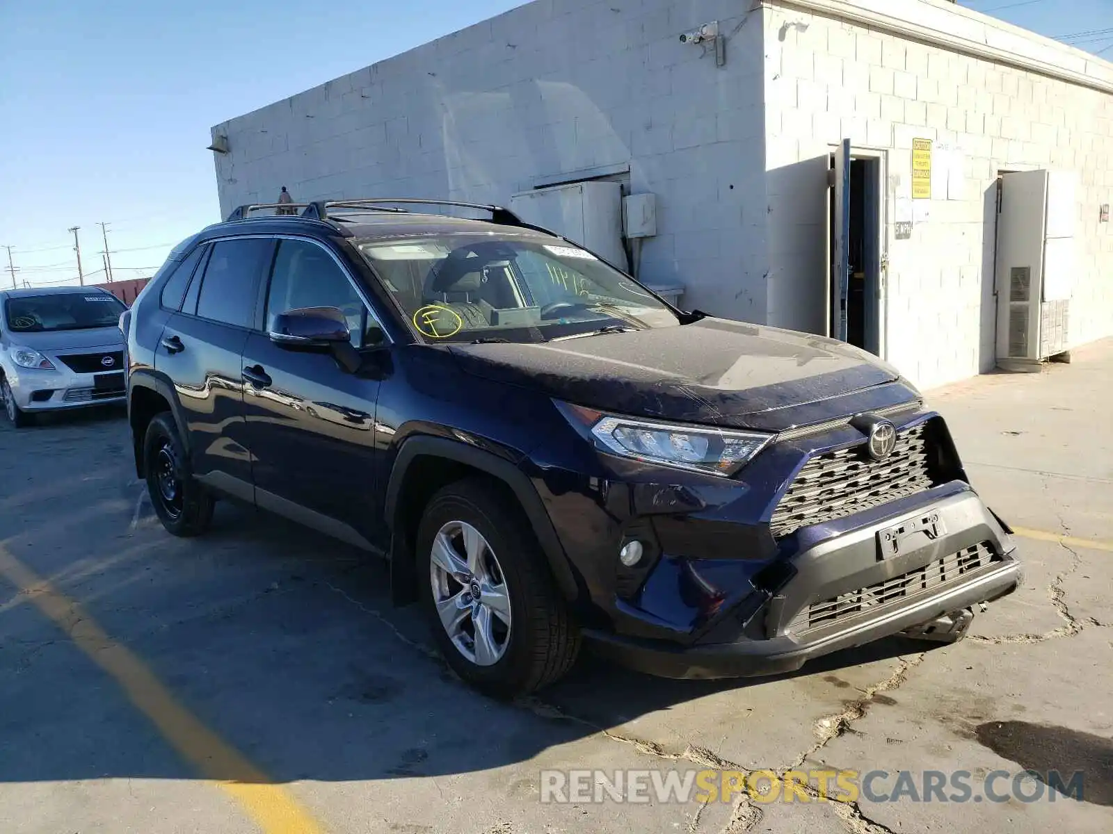 1 Photograph of a damaged car JTMW1RFV0KD003698 TOYOTA RAV4 2019