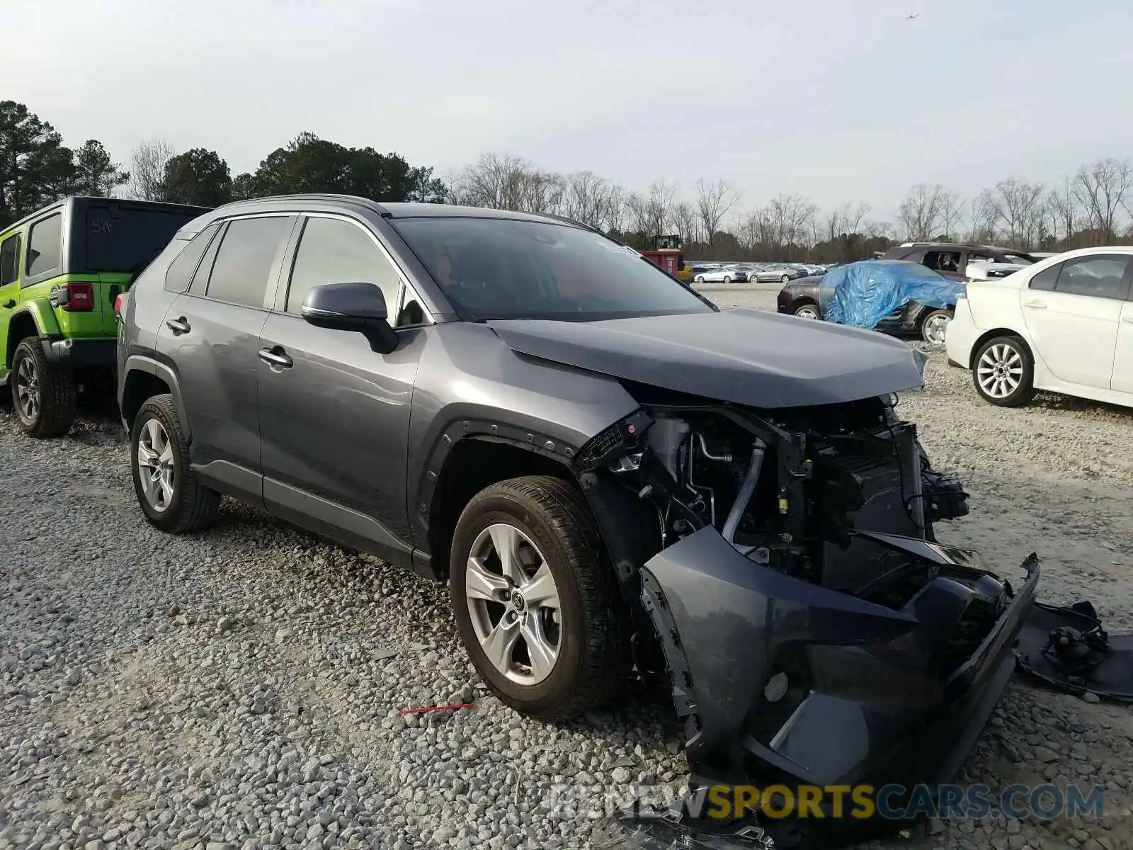 1 Photograph of a damaged car JTMW1RFV0KD005936 TOYOTA RAV4 2019