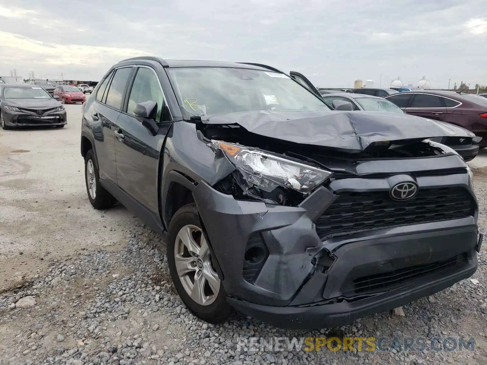 1 Photograph of a damaged car JTMW1RFV0KD011364 TOYOTA RAV4 2019