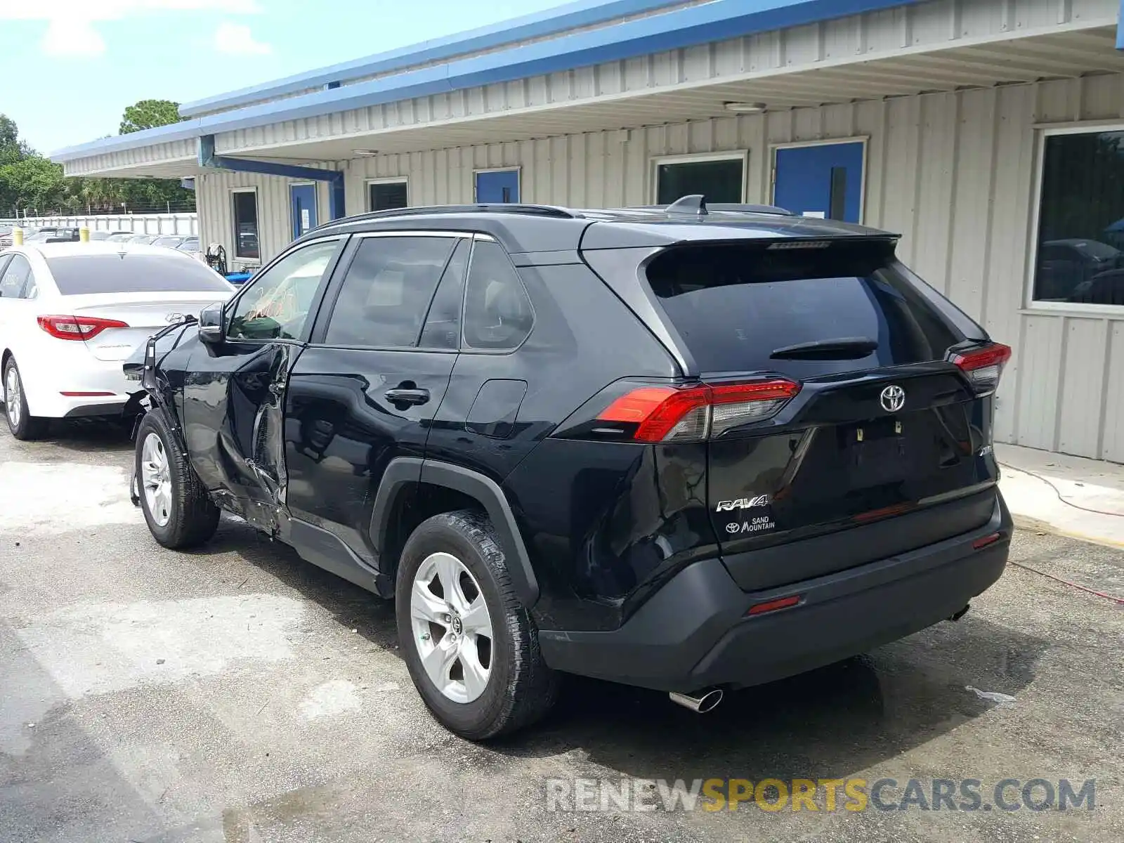 3 Photograph of a damaged car JTMW1RFV0KD011610 TOYOTA RAV4 2019