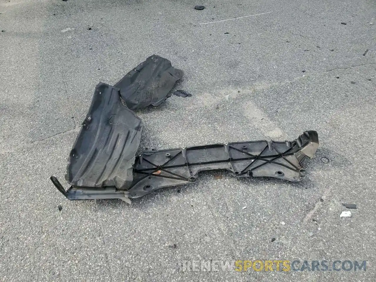 13 Photograph of a damaged car JTMW1RFV0KD011669 TOYOTA RAV4 2019
