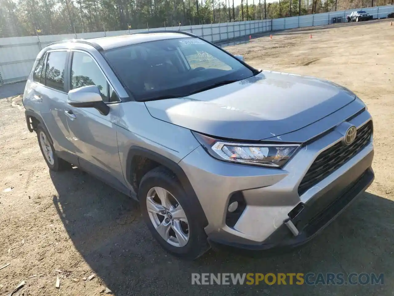 1 Photograph of a damaged car JTMW1RFV0KD013468 TOYOTA RAV4 2019