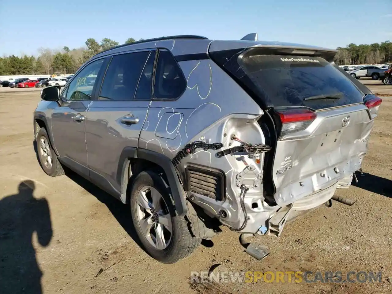 3 Photograph of a damaged car JTMW1RFV0KD013468 TOYOTA RAV4 2019