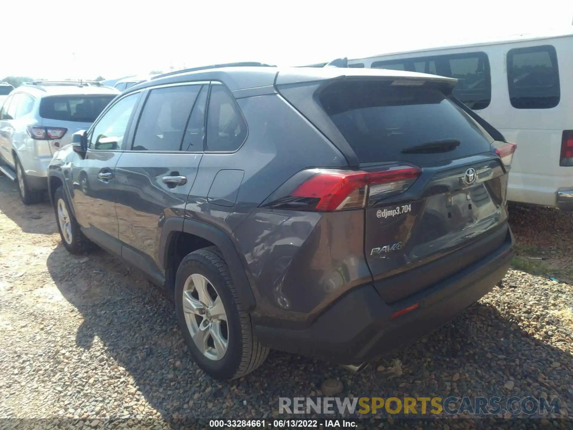 3 Фотография поврежденного автомобиля JTMW1RFV0KD018797 TOYOTA RAV4 2019