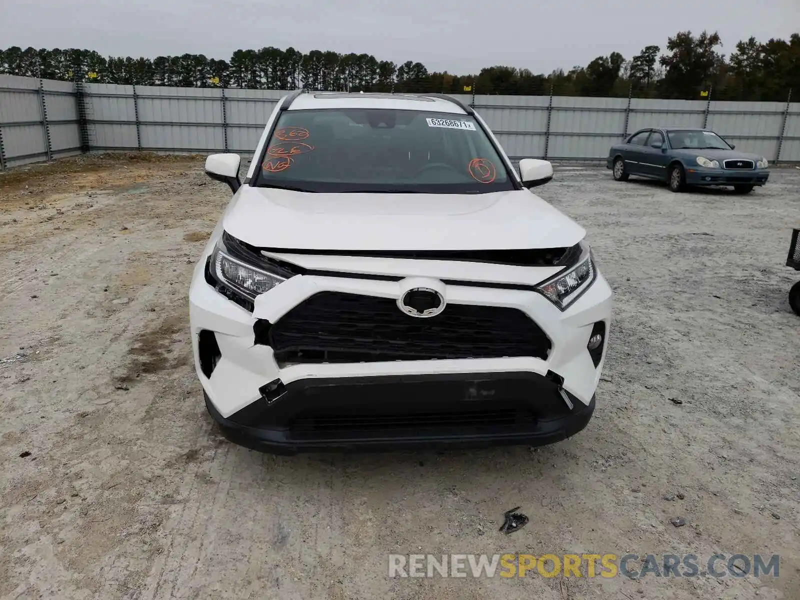 9 Фотография поврежденного автомобиля JTMW1RFV0KD019108 TOYOTA RAV4 2019