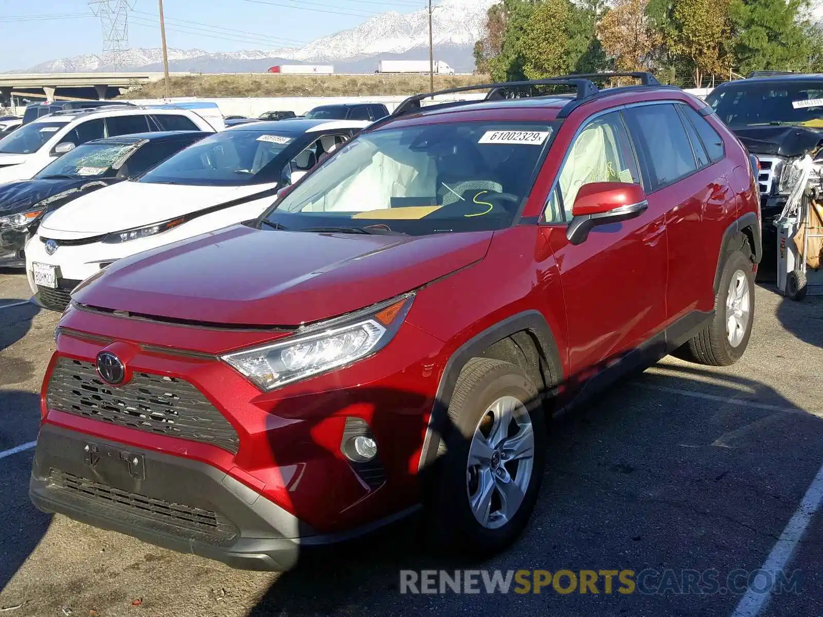 2 Photograph of a damaged car JTMW1RFV0KD026916 TOYOTA RAV4 2019