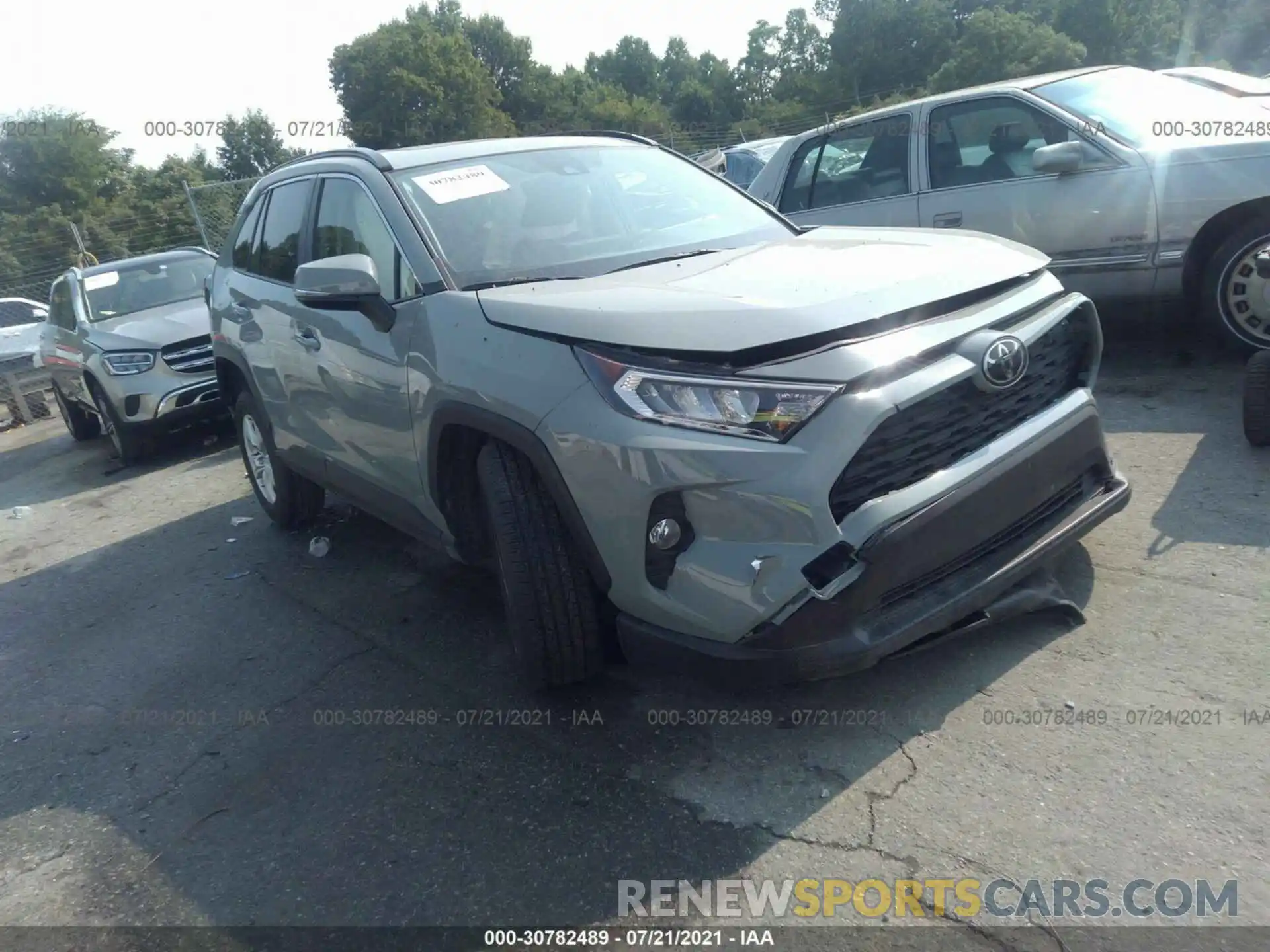 1 Photograph of a damaged car JTMW1RFV0KD030478 TOYOTA RAV4 2019