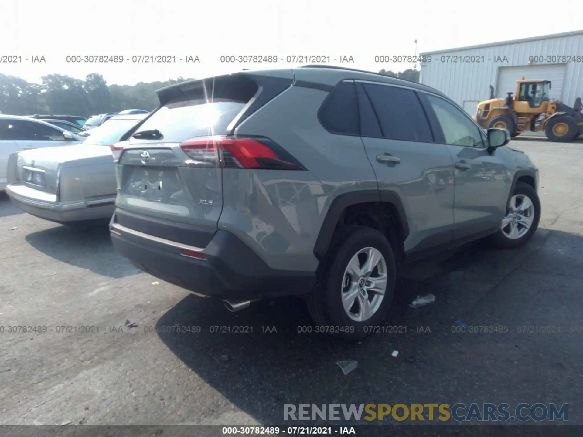 4 Photograph of a damaged car JTMW1RFV0KD030478 TOYOTA RAV4 2019