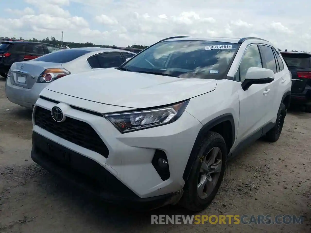 2 Photograph of a damaged car JTMW1RFV0KD031517 TOYOTA RAV4 2019