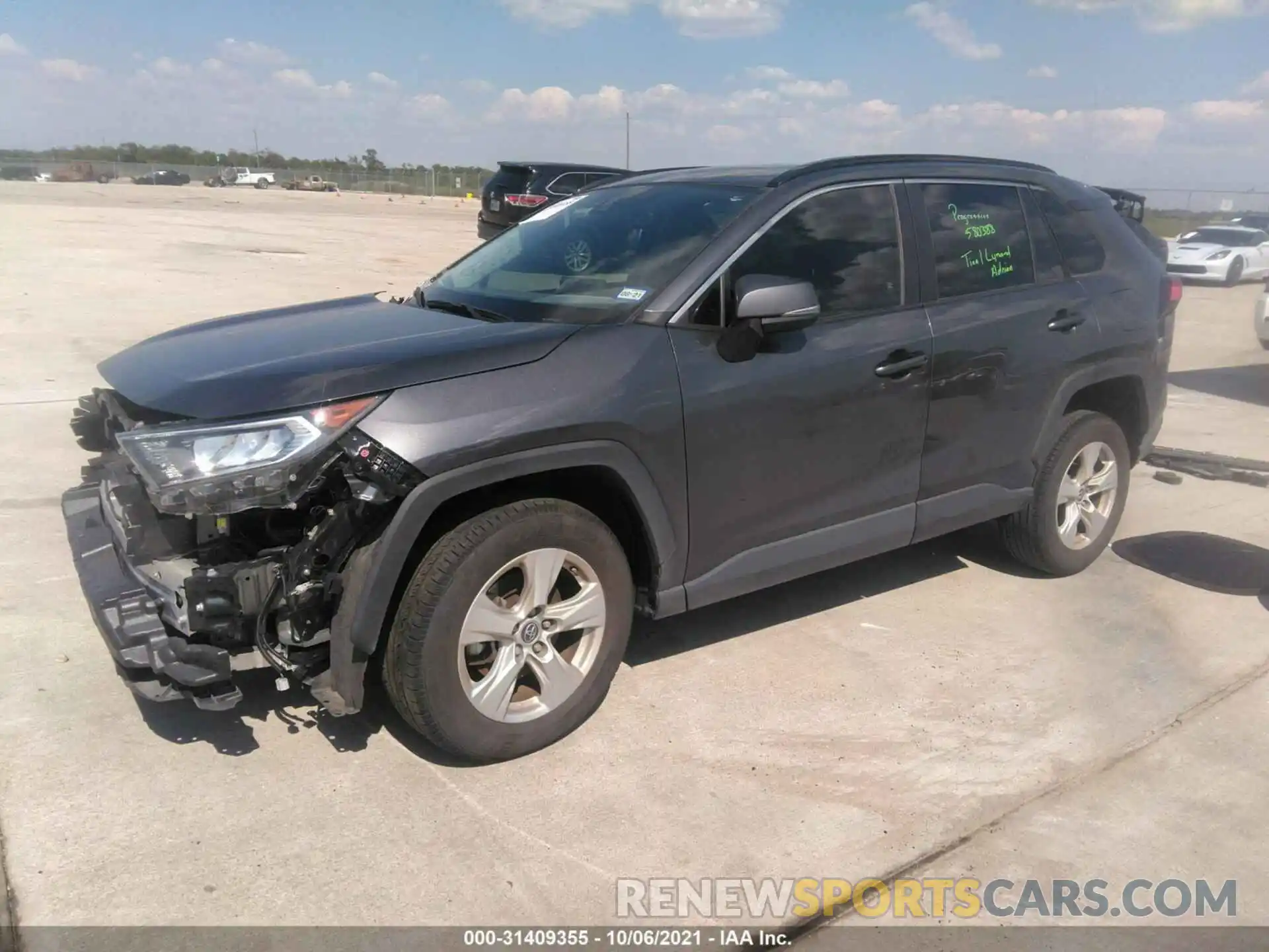 2 Photograph of a damaged car JTMW1RFV0KD032229 TOYOTA RAV4 2019