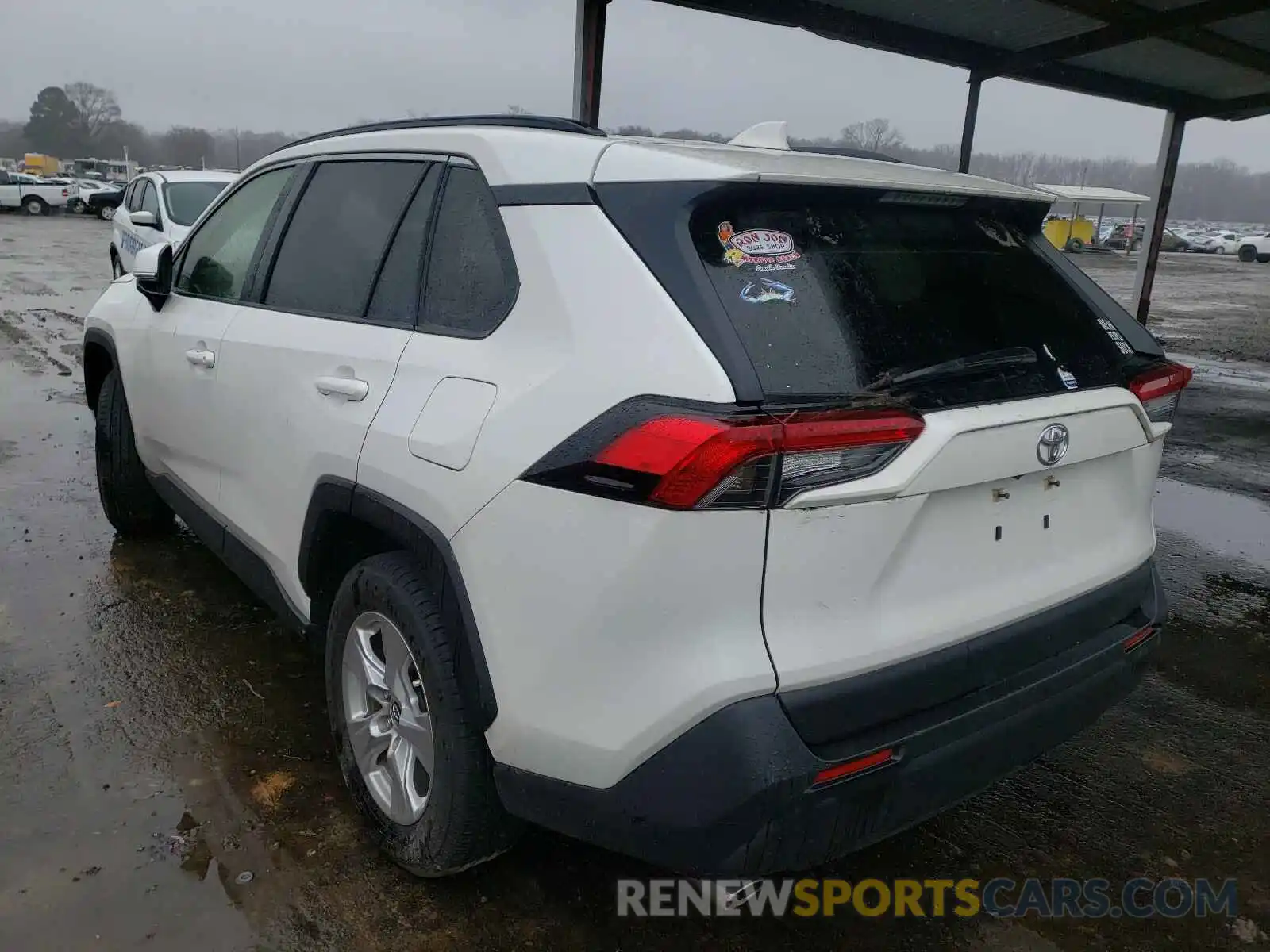 3 Photograph of a damaged car JTMW1RFV0KD033106 TOYOTA RAV4 2019