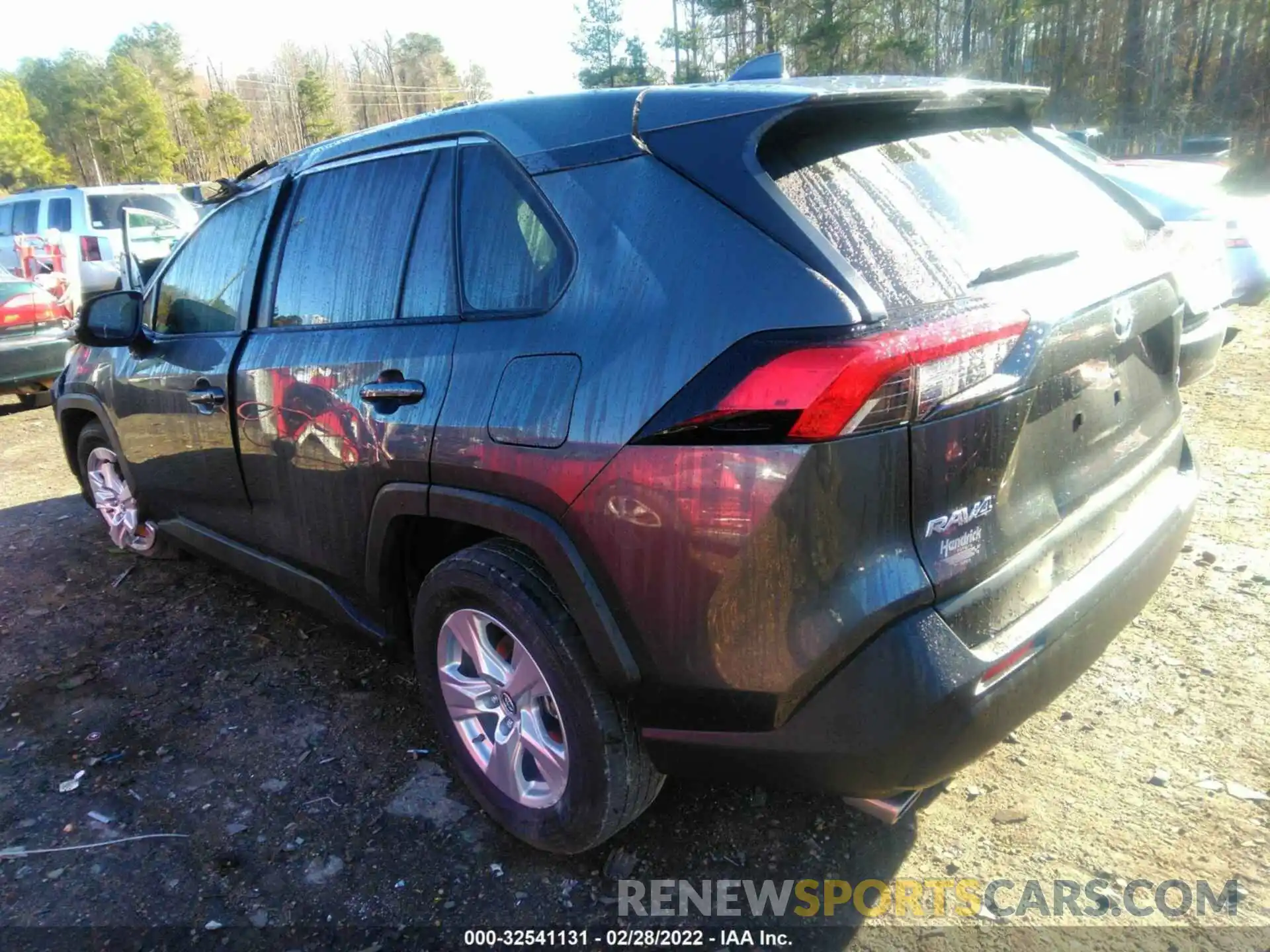 3 Photograph of a damaged car JTMW1RFV0KD035227 TOYOTA RAV4 2019