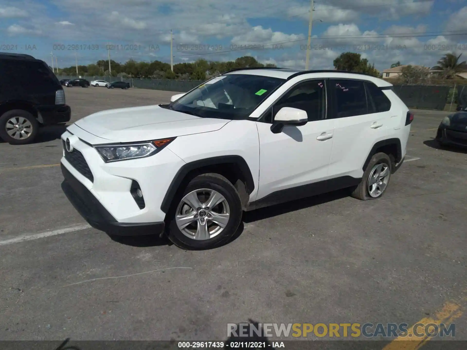 2 Photograph of a damaged car JTMW1RFV0KD502758 TOYOTA RAV4 2019