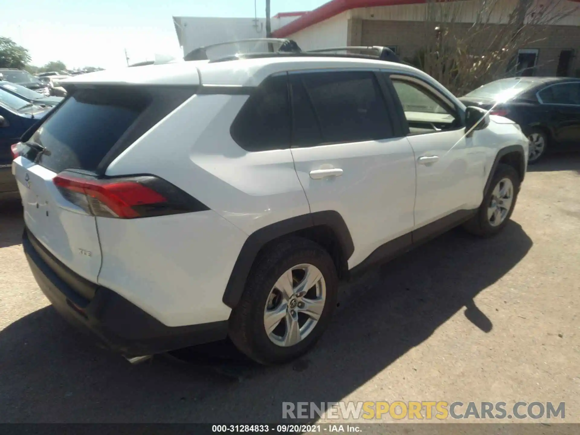 4 Photograph of a damaged car JTMW1RFV0KD507216 TOYOTA RAV4 2019