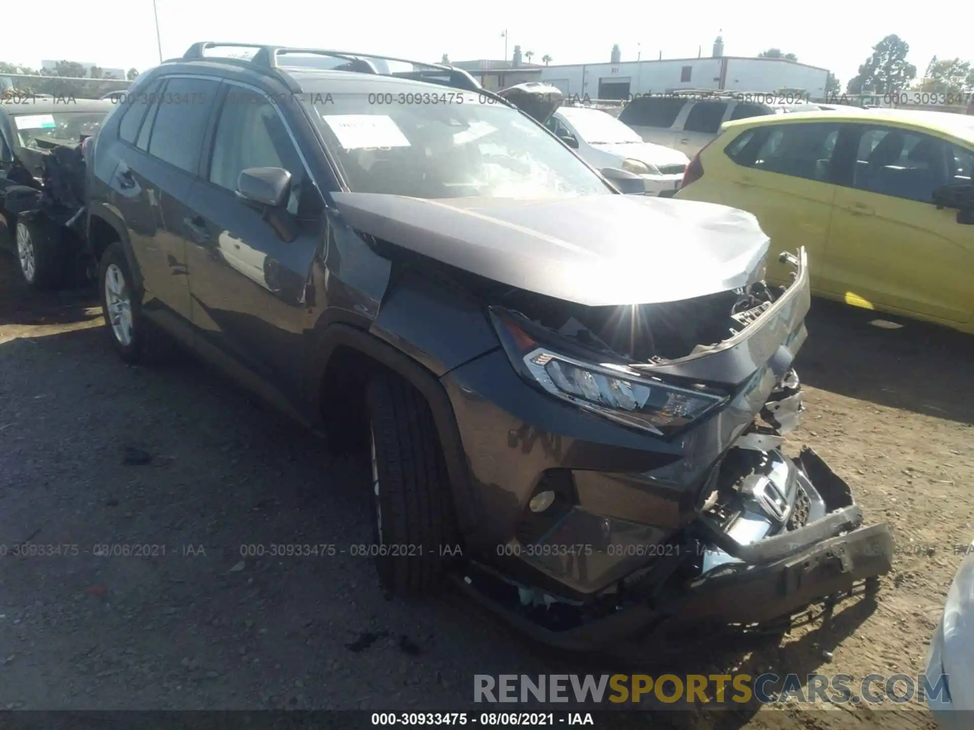 1 Photograph of a damaged car JTMW1RFV0KD509970 TOYOTA RAV4 2019