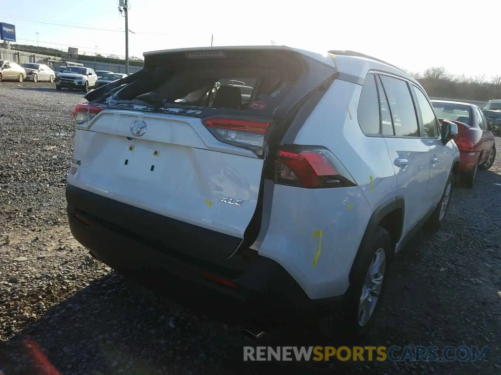 4 Photograph of a damaged car JTMW1RFV0KJ009230 TOYOTA RAV4 2019