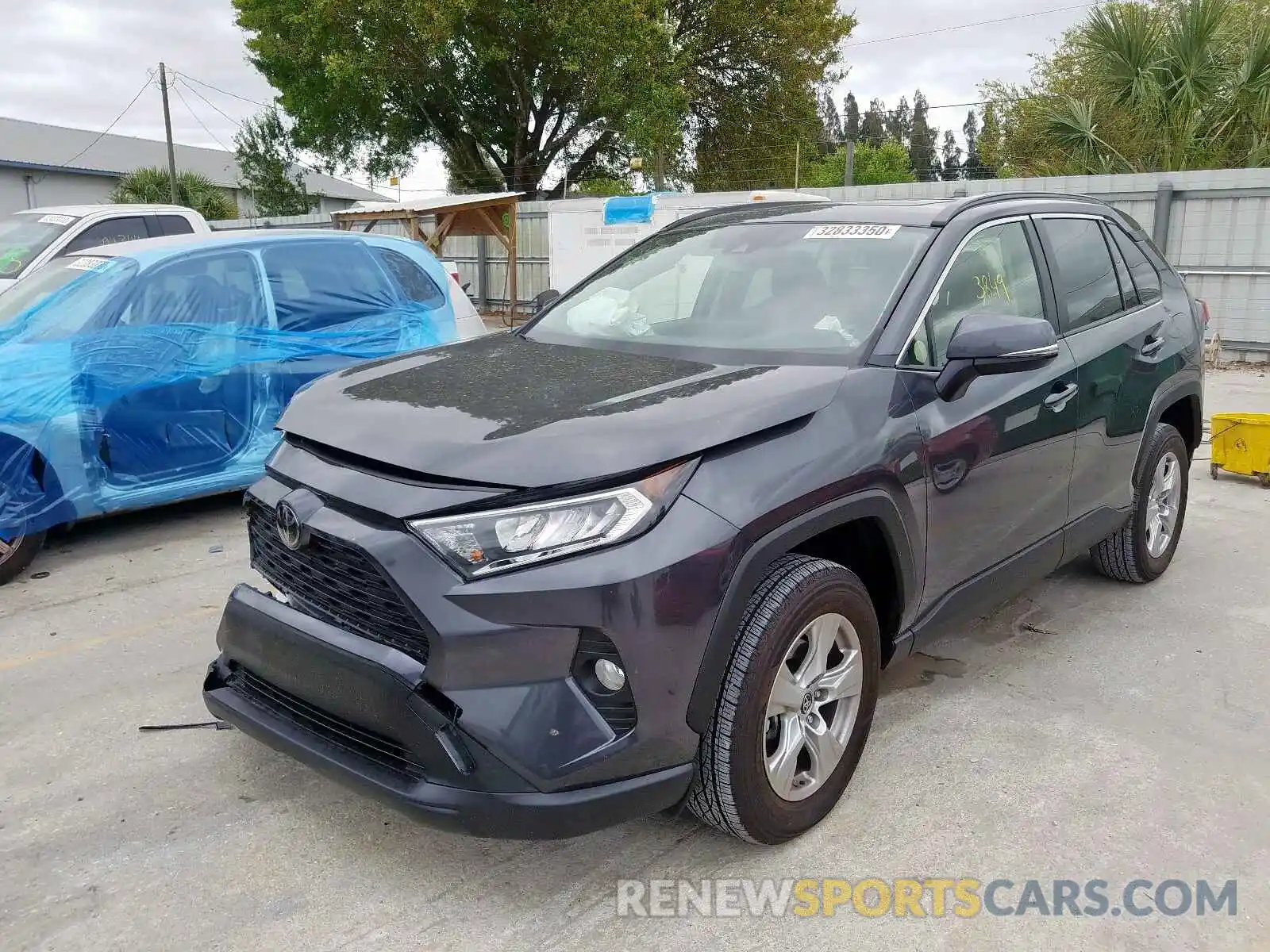 2 Photograph of a damaged car JTMW1RFV0KJ013276 TOYOTA RAV4 2019