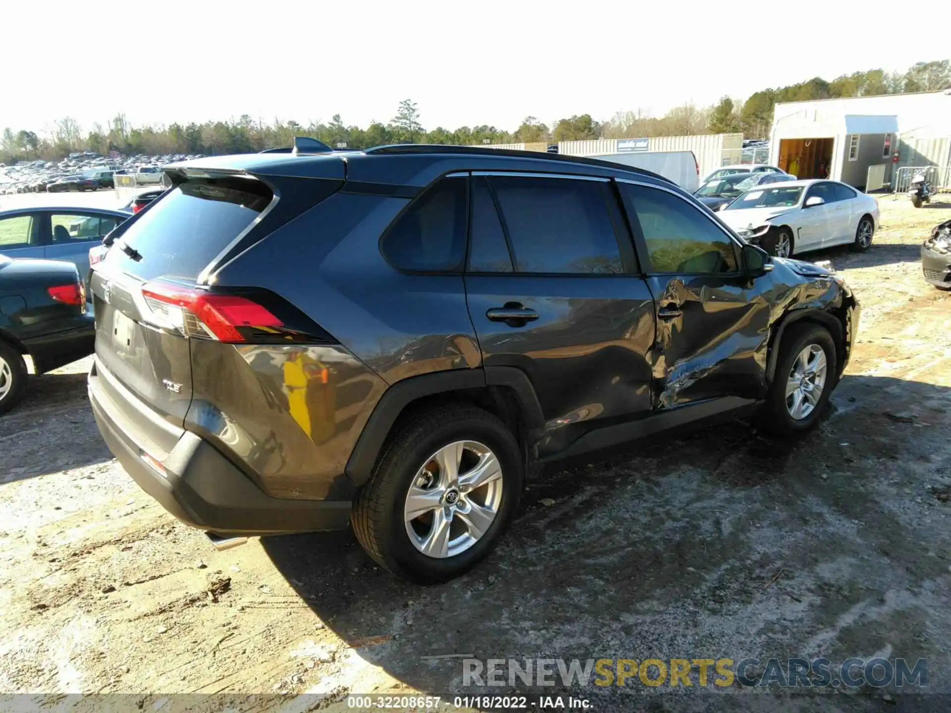 4 Фотография поврежденного автомобиля JTMW1RFV0KJ014394 TOYOTA RAV4 2019