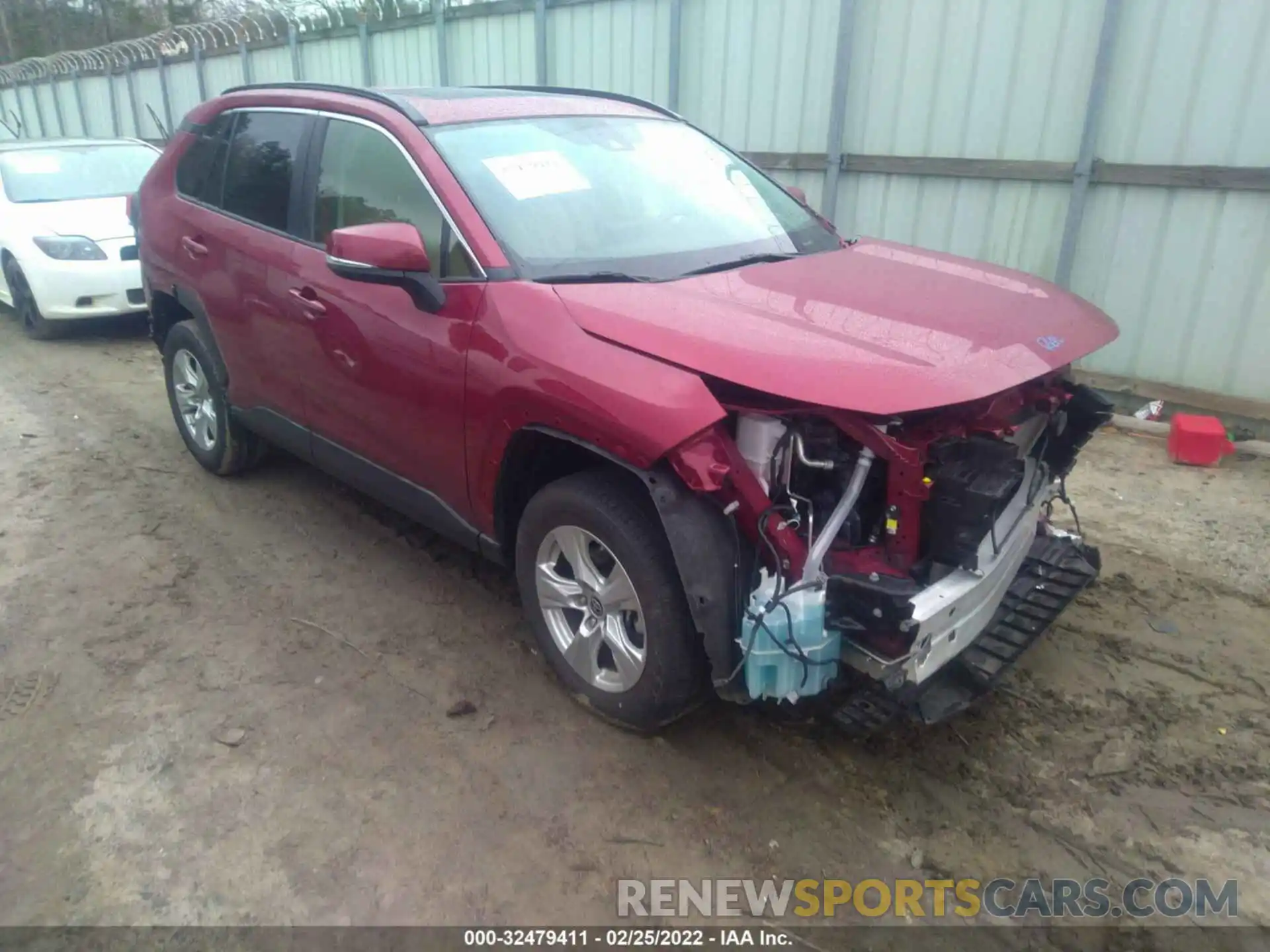 1 Photograph of a damaged car JTMW1RFV0KJ016257 TOYOTA RAV4 2019