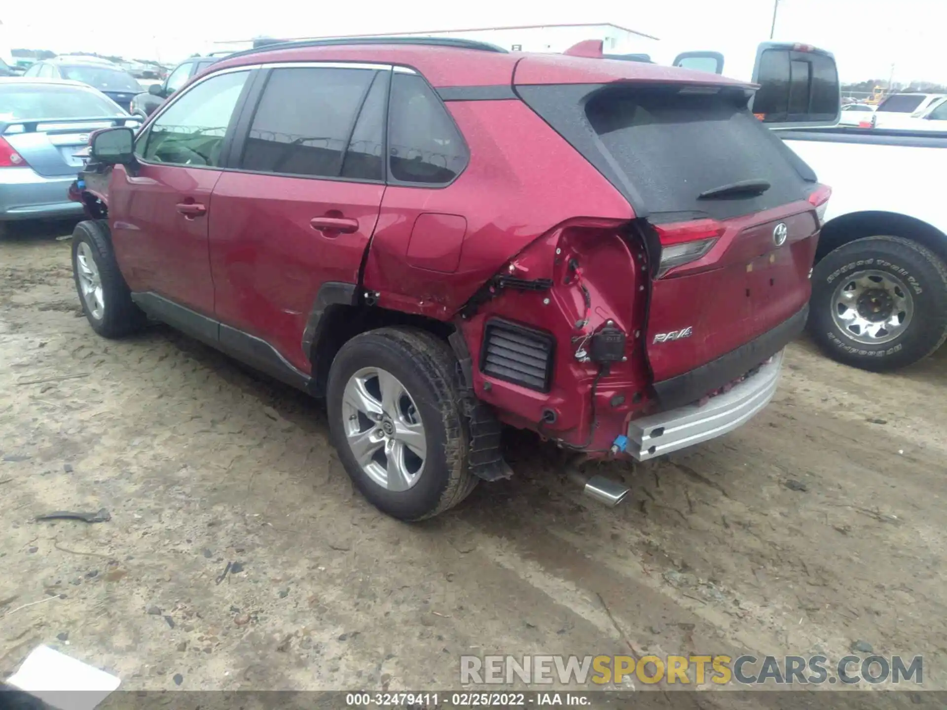 3 Photograph of a damaged car JTMW1RFV0KJ016257 TOYOTA RAV4 2019