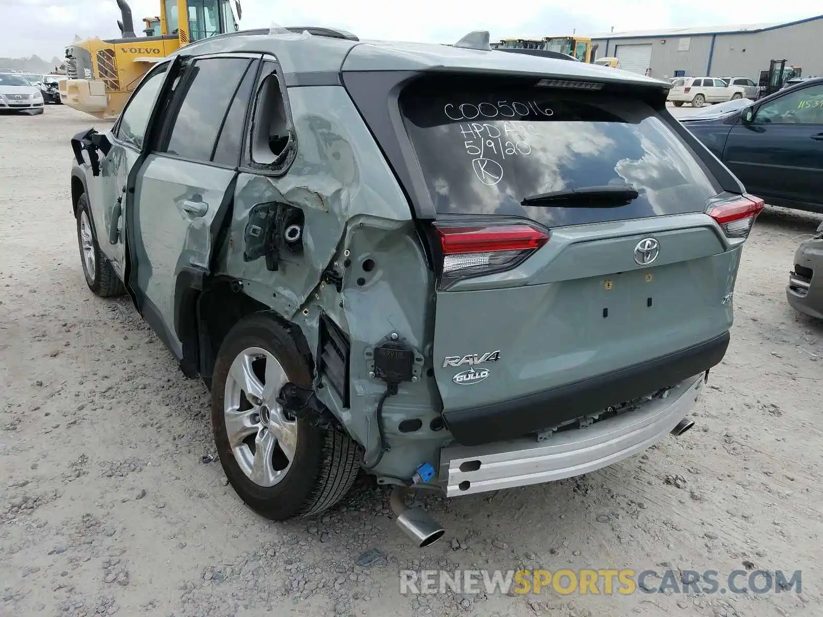 3 Photograph of a damaged car JTMW1RFV1KD009560 TOYOTA RAV4 2019