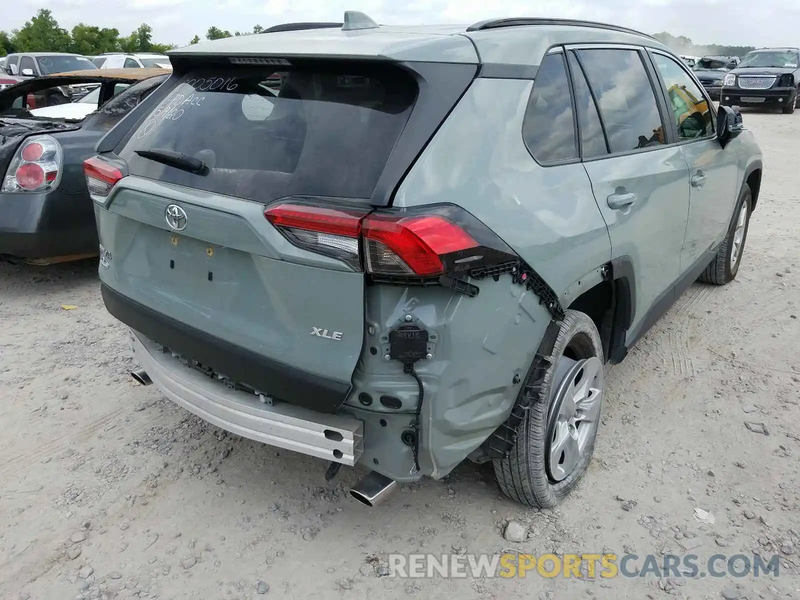 4 Photograph of a damaged car JTMW1RFV1KD009560 TOYOTA RAV4 2019