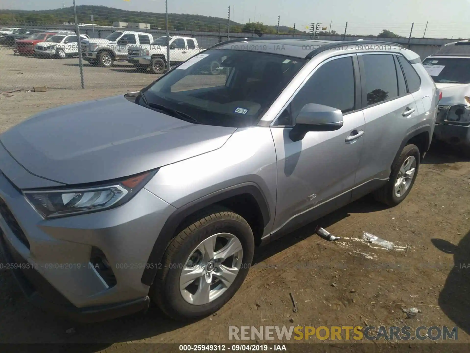 2 Фотография поврежденного автомобиля JTMW1RFV1KD013625 TOYOTA RAV4 2019