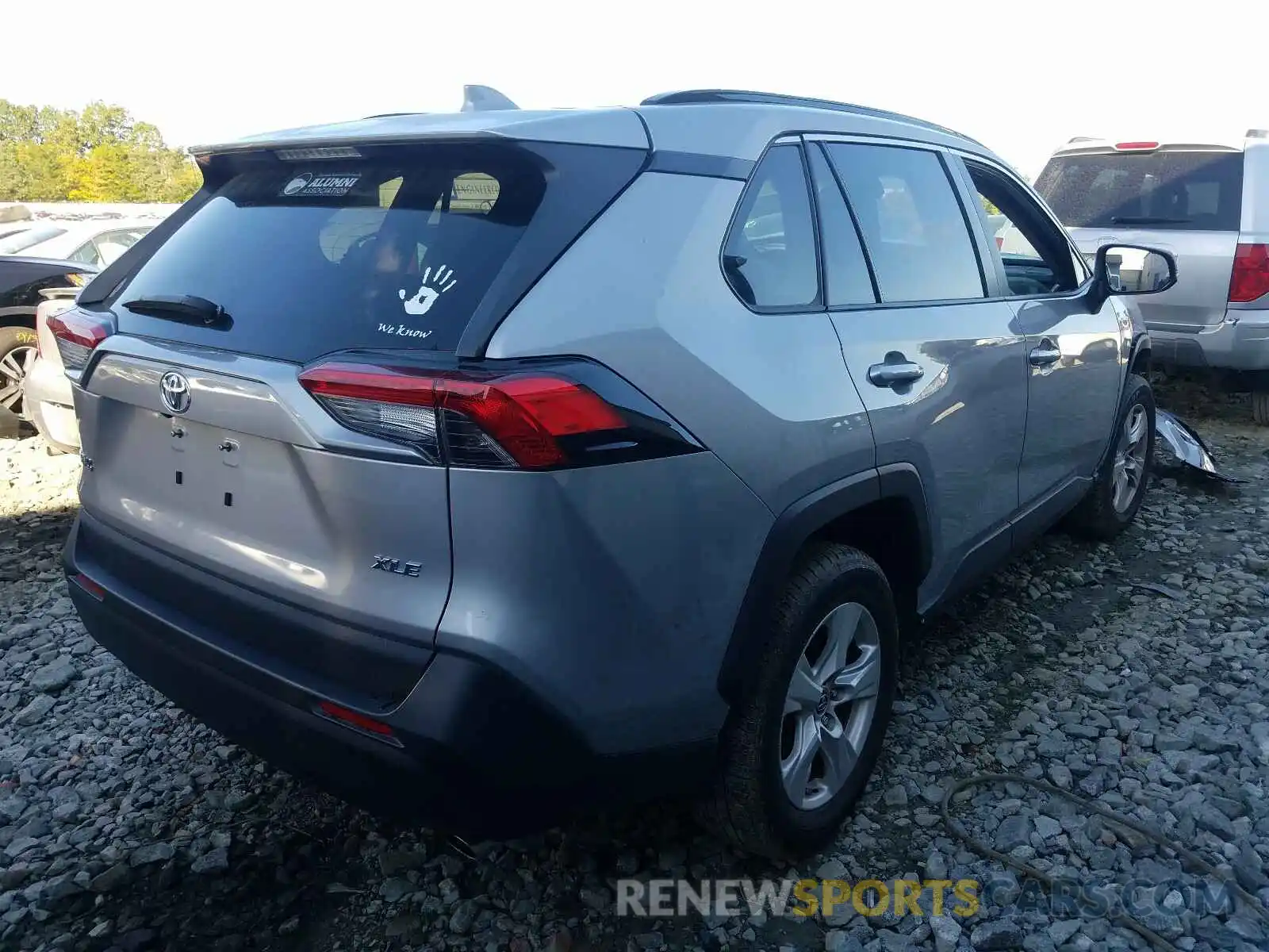 4 Photograph of a damaged car JTMW1RFV1KD017223 TOYOTA RAV4 2019