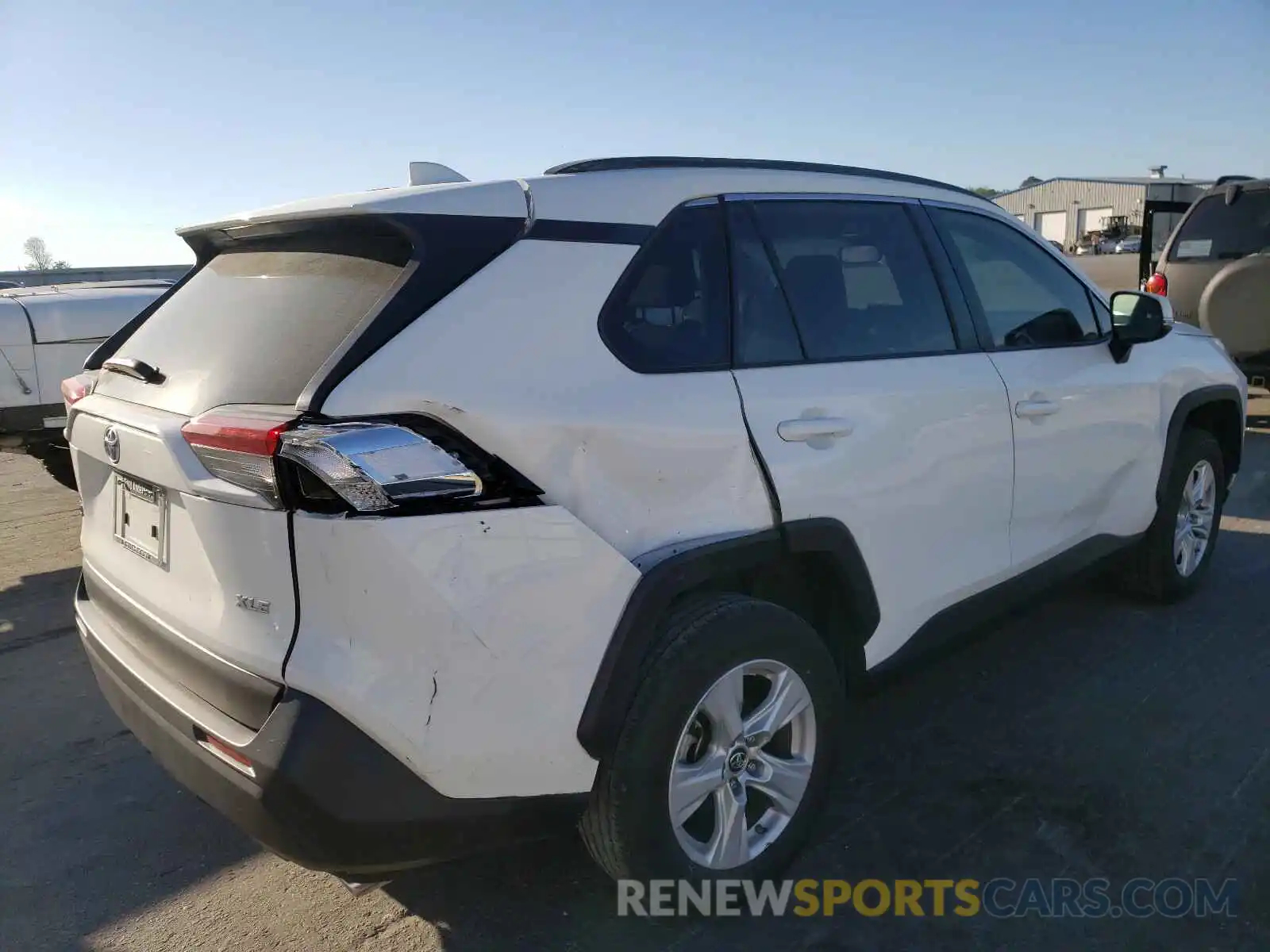 4 Photograph of a damaged car JTMW1RFV1KD022101 TOYOTA RAV4 2019