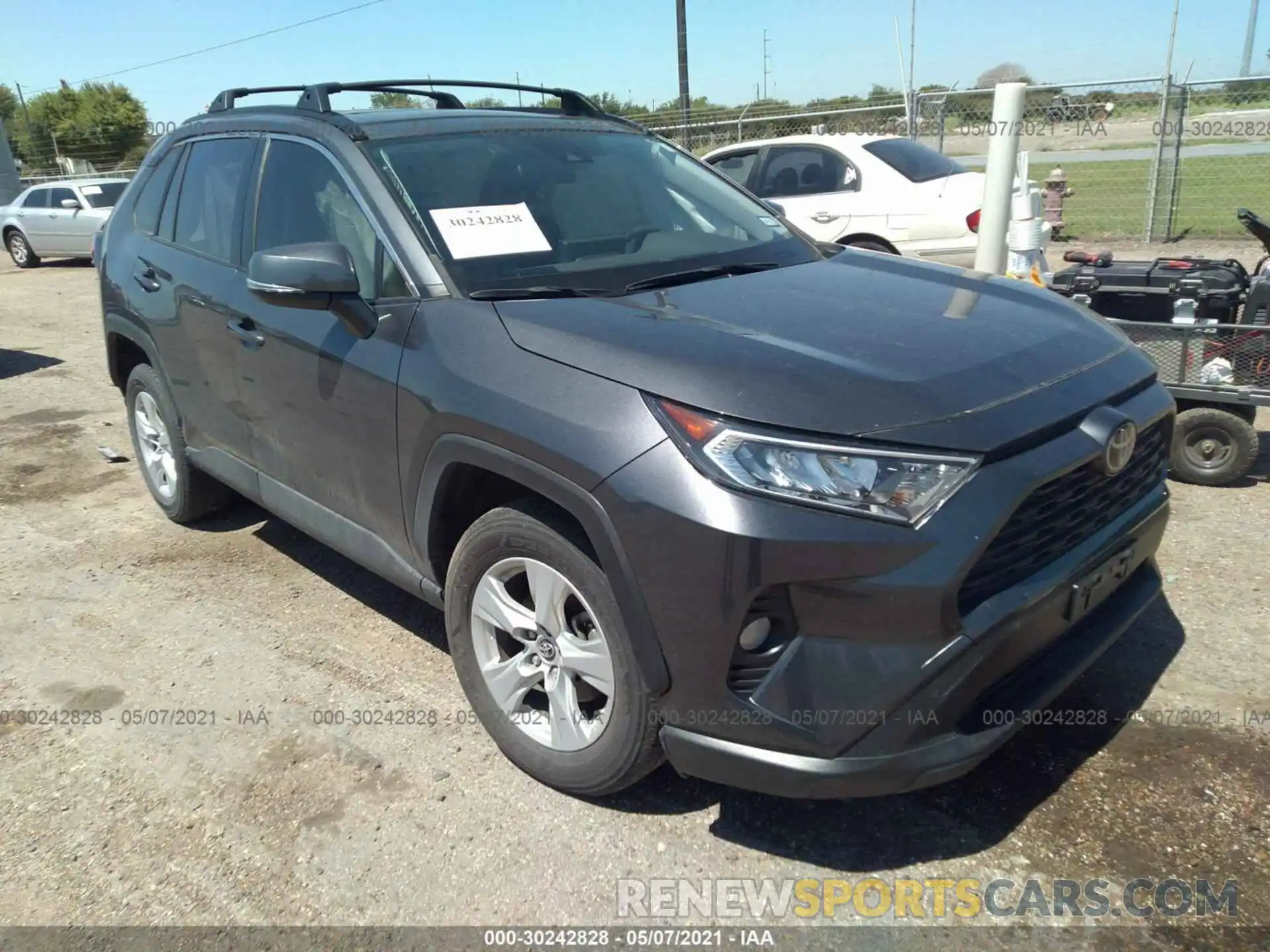 1 Фотография поврежденного автомобиля JTMW1RFV1KD022261 TOYOTA RAV4 2019