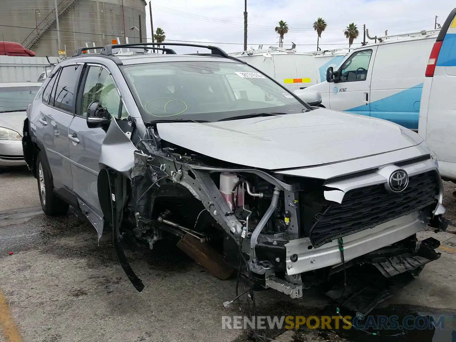 1 Photograph of a damaged car JTMW1RFV1KD024818 TOYOTA RAV4 2019