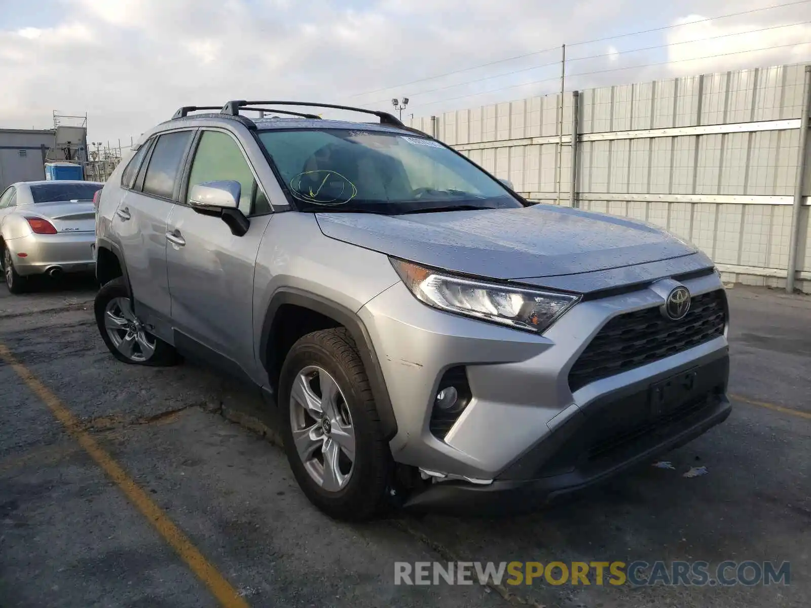 1 Photograph of a damaged car JTMW1RFV1KD027315 TOYOTA RAV4 2019