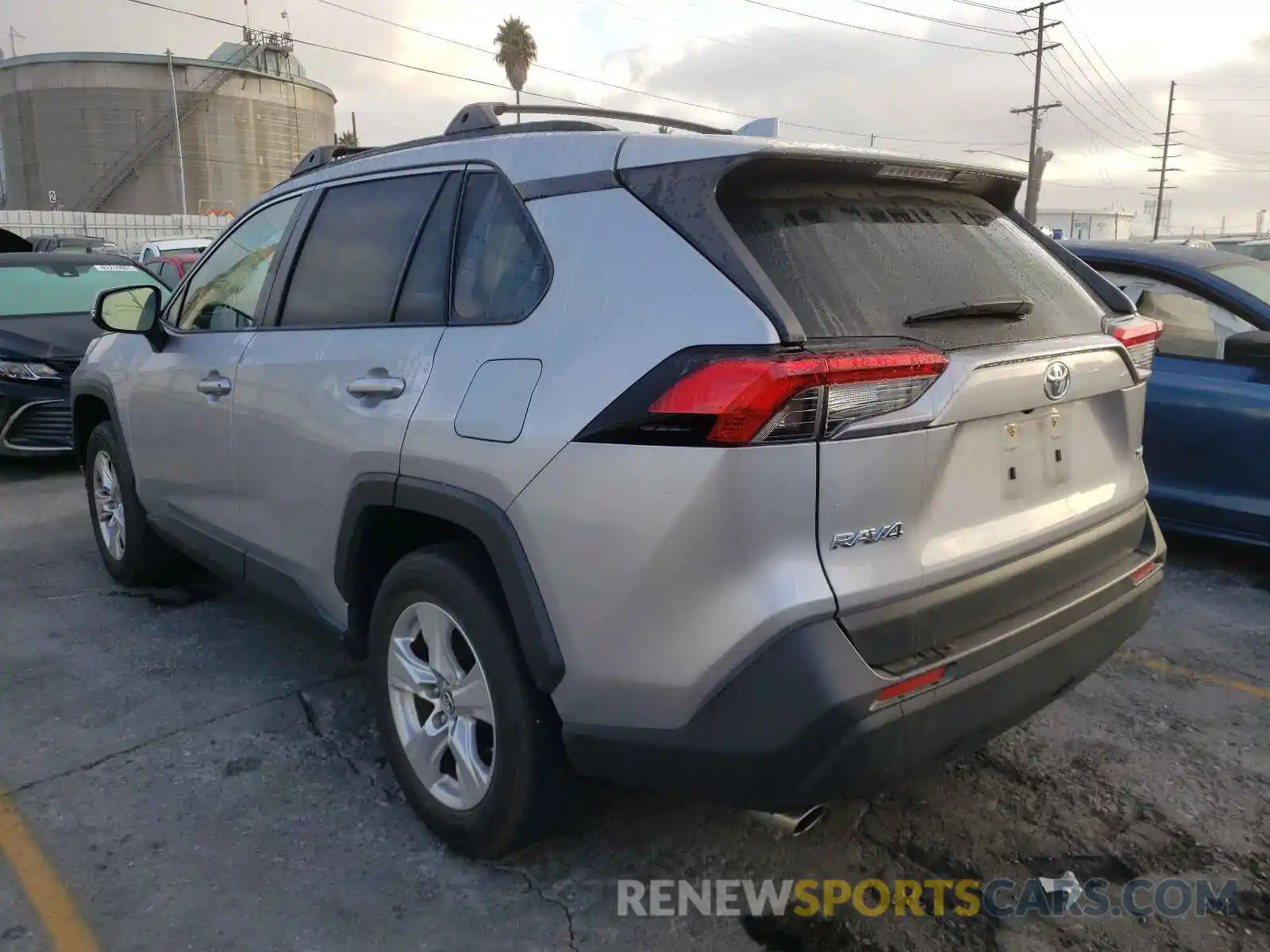 3 Фотография поврежденного автомобиля JTMW1RFV1KD027315 TOYOTA RAV4 2019