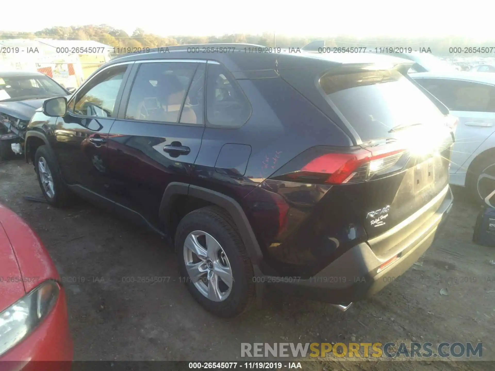 3 Фотография поврежденного автомобиля JTMW1RFV1KD028271 TOYOTA RAV4 2019