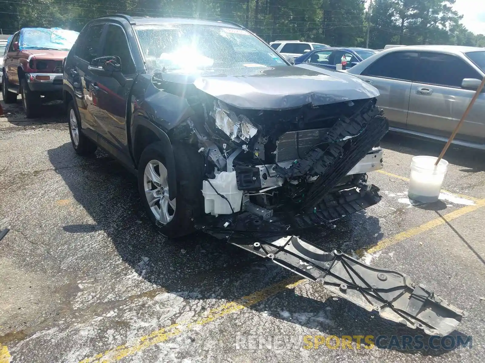 1 Photograph of a damaged car JTMW1RFV1KD501151 TOYOTA RAV4 2019