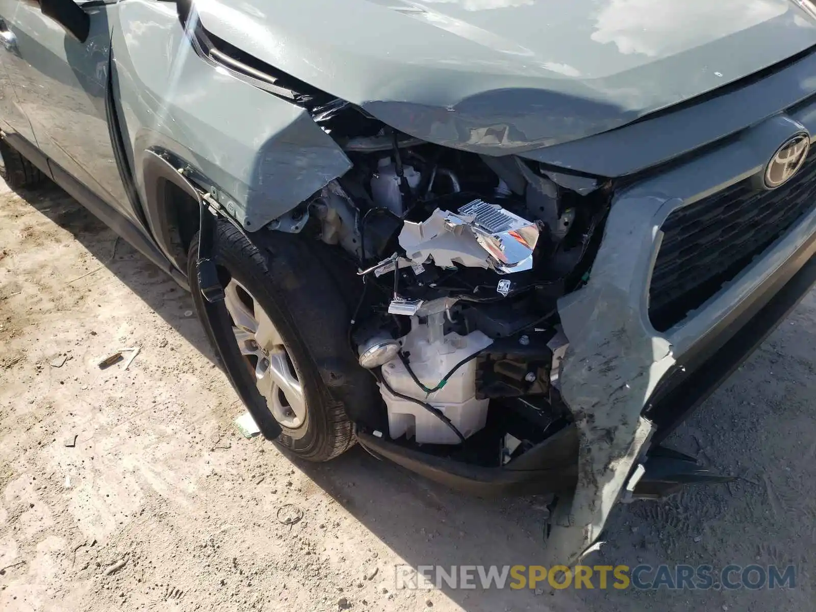 9 Photograph of a damaged car JTMW1RFV1KD507094 TOYOTA RAV4 2019