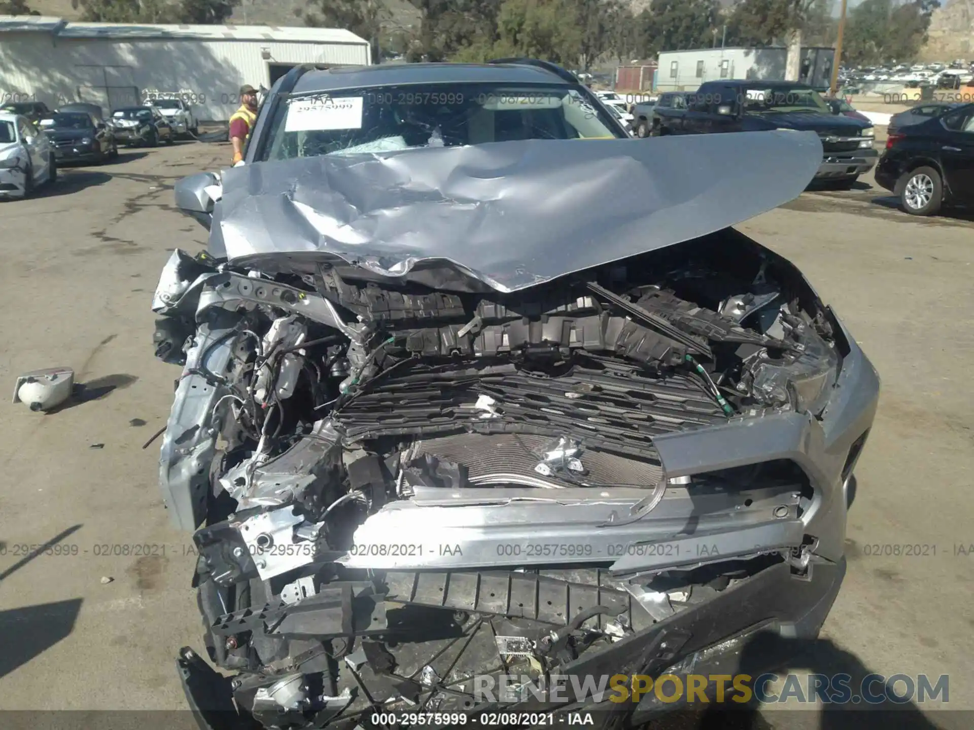6 Photograph of a damaged car JTMW1RFV1KJ002979 TOYOTA RAV4 2019